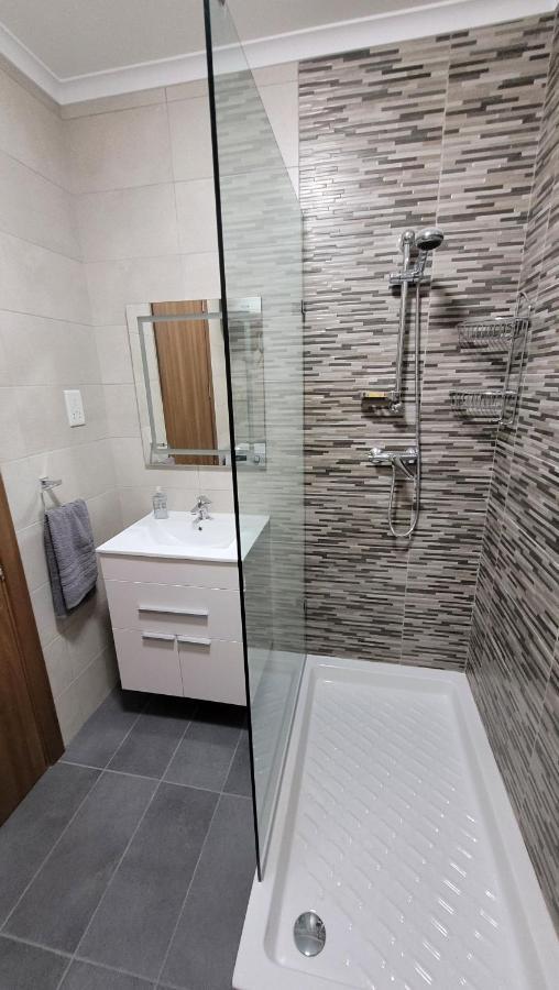 Lovely Apartment With Side Sea View St. Paul's Bay Exteriör bild